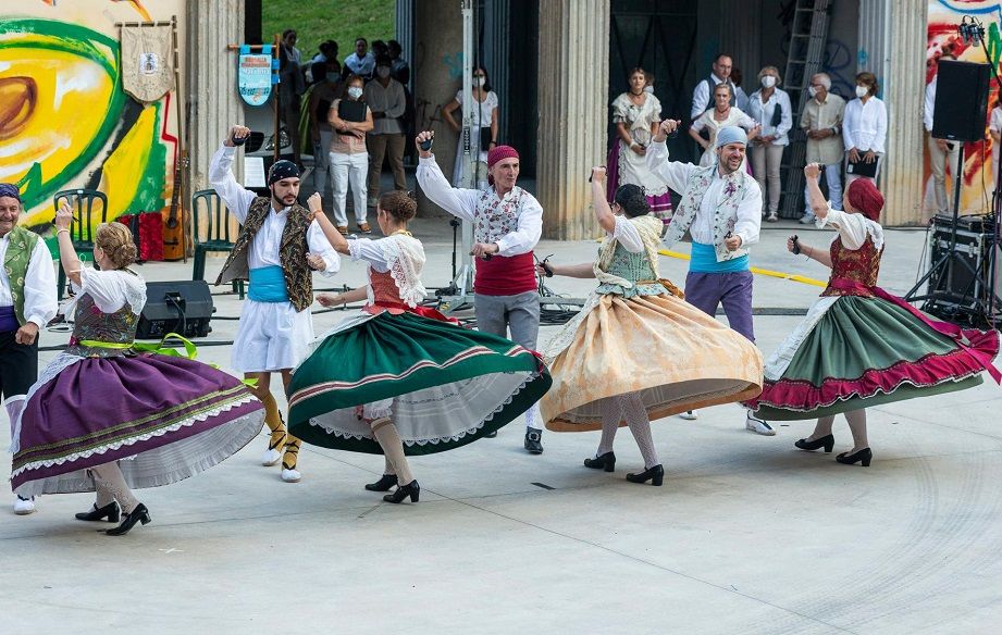 Traditional Dance: "Autumn in Dance"