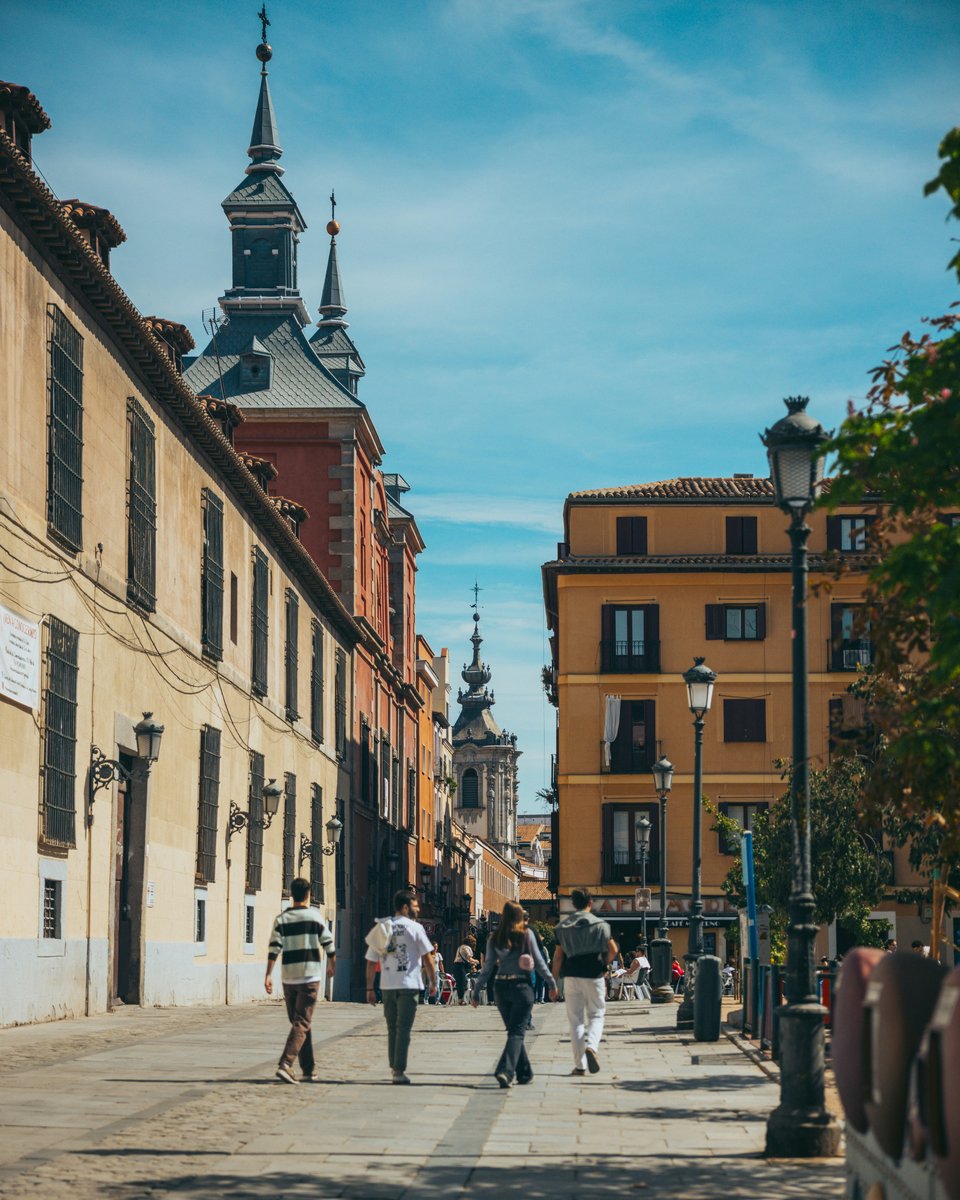 Itinerari: "Visita guiada barri Poblenou" *NOU*